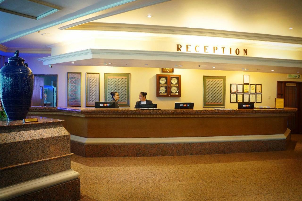 Sabah Oriental Hotel Kota Kinabalu Exterior photo