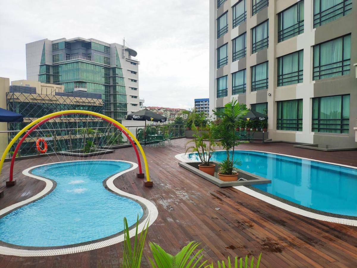 Sabah Oriental Hotel Kota Kinabalu Exterior photo