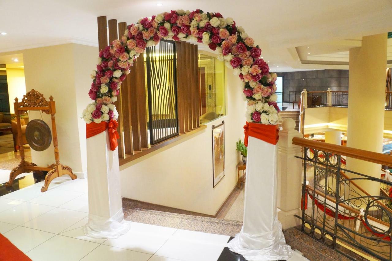 Sabah Oriental Hotel Kota Kinabalu Exterior photo